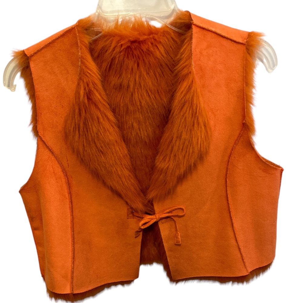 Women’s fall vest fake fur. Reversible. Cropped vest. Fall jacket
